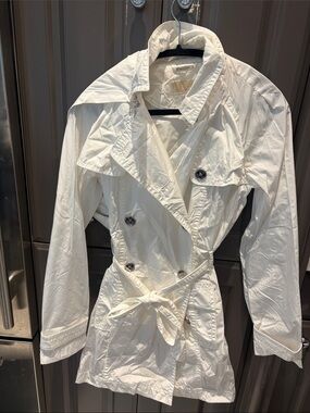 Michael Kors White Double-Breasted Trench Coat with Belt